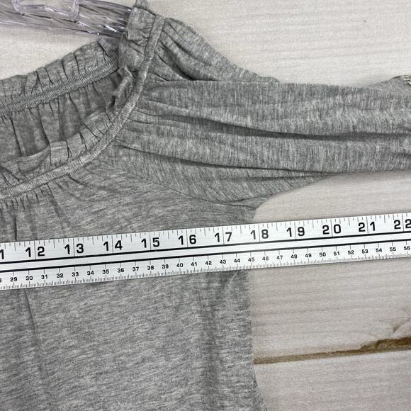 Coco + Jaimeson Womens Top Sz M Gray Cream Lace Bell Sleeve Boho Off Shoulder - Picture 8 of 9